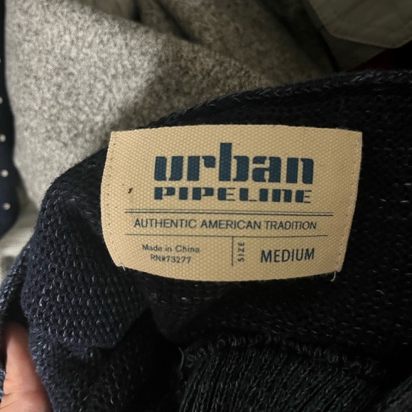 Navy blue men’s cowl neck sweater US Walmart - Picture 2 of 2